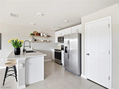 SHORT SALE OPPORTUNITY | BUILT IN 2023 | FENCED YARD Built in - photo 3