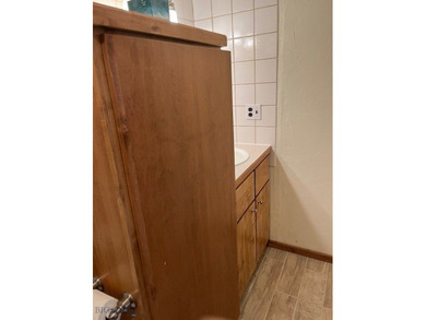 Great ground floor location with southern exposure and facing - photo 5