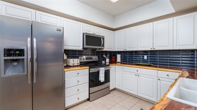 Embrace the ultimate resort lifestyle in this rare, single-level - photo 7