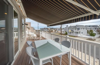 Perfectly positioned on one of Avalon's quietest blocks, welcome - photo 12
