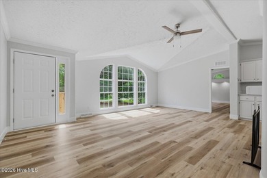 This 2 bedroom home lives like a 3 bedroom, with a versatile - photo 12