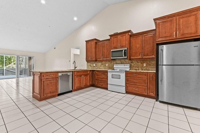 Welcome to a beautifully maintained 3 bedrooms and 2 bathrooms - photo 13