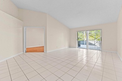 Welcome to a beautifully maintained 3 bedrooms and 2 bathrooms - photo 17