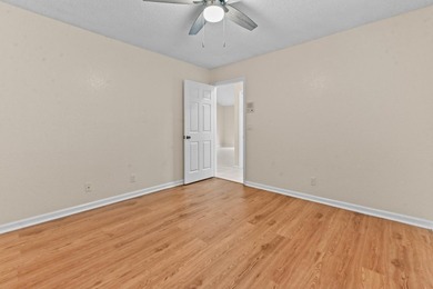 Welcome to a beautifully maintained 3 bedrooms and 2 bathrooms - photo 22