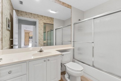 Back on the market! Buyer's financing fell through. Their loss - photo 32
