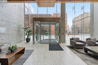 Stylish unit in a gleaming glass tower with stunning views of