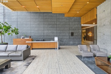 Stylish unit in a gleaming glass tower with stunning views of