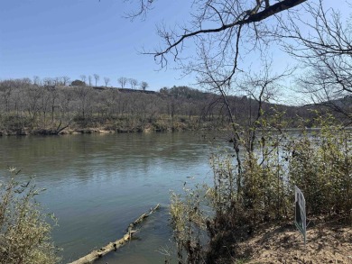 White River Lot For Sale in Calico Rock Arkansas