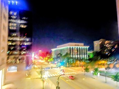 Rarely available THREE BEDROOM corner condo on the SKYWAY with a - photo 9