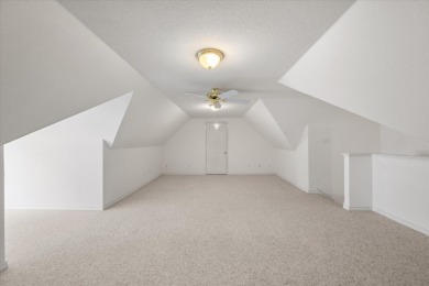 Great Lake Views! 3/2/4 on 1 Acre! - photo 32
