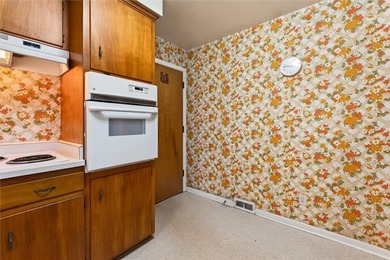 Endless potential awaits at 181 Lida Lane! This lovingly - photo 15