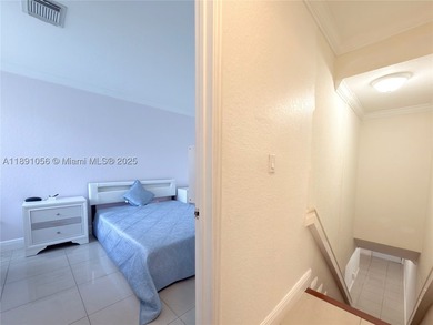 Stunning 3-Bedroom Townhouse 2 baths in the Puerto Bello - photo 17