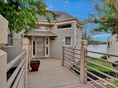 Lake Townhome/Townhouse For Sale in Charlotte, North Carolina