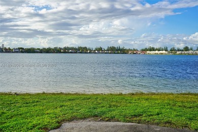 Stunning 3-Bedroom Townhouse 2 baths in the Puerto Bello - photo 40