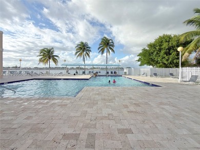 Stunning 3-Bedroom Townhouse 2 baths in the Puerto Bello - photo 42