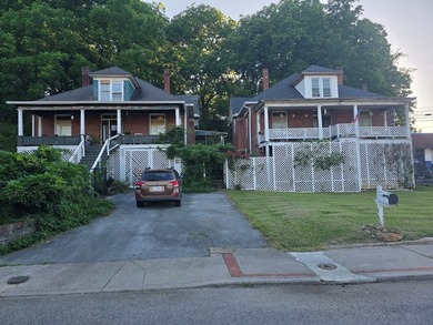 *** OWNER FINANCING IS A POSSIBILITY*** FENCED IN FRONT YARD - photo 2