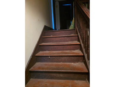 *** OWNER FINANCING IS A POSSIBILITY*** FENCED IN FRONT YARD - photo 3