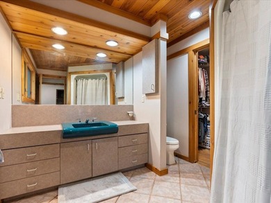 Experience a level of luxury and recreation rarely found in the - photo 27