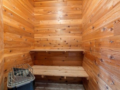 Experience a level of luxury and recreation rarely found in the - photo 40