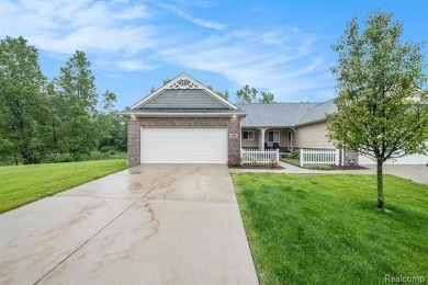 Lake Condo For Sale in Fenton, Michigan