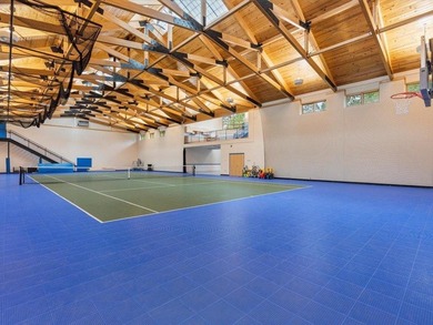 Experience a level of luxury and recreation rarely found in the - photo 43