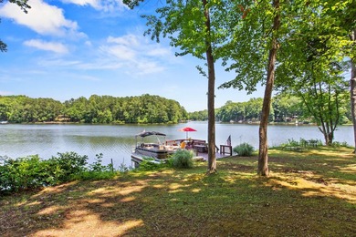 Welcome to 322 Lake Caroline Drive, where every day feels like a - photo 5