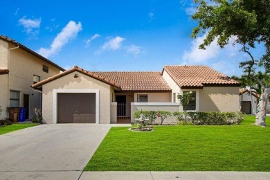 Lake Home For Sale in Deerfield Beach, Florida