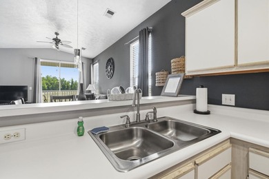 Welcome to this beautifully maintained unit in River Oaks - photo 7
