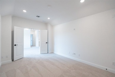 Welcome home to the Summerfield-a beautifully designed Beazer - photo 20