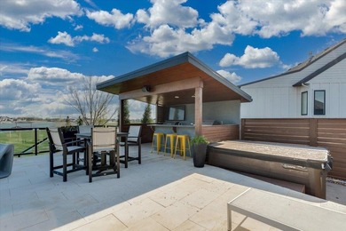 Set on nearly an acre in Emerald Bay, this exceptional luxury - photo 32