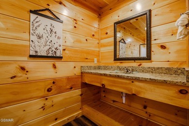 GORGEOUS TURN-KEY LUXURY CABIN first time truly on the market - photo 33
