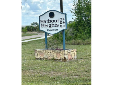 Nestled in the tranquil Harbour Heights community of Punta Gorda - photo 7