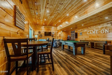 GORGEOUS TURN-KEY LUXURY CABIN first time truly on the market - photo 44