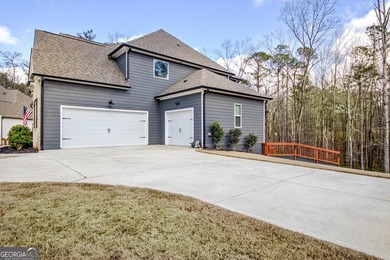 NEWLY CONSTRUCTED Luxury Living on 1.02 Acres | 5 Bedrooms | 4 - photo 5