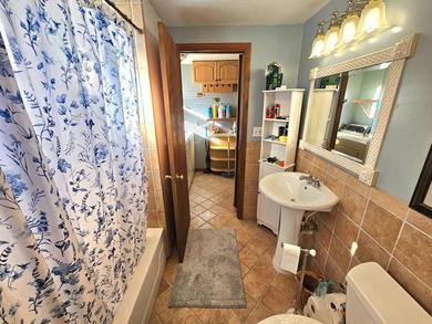 WELL MAINTAINED HOME ON A CORNER LOT! This partially furnished 3 - photo 22