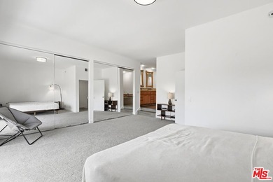 Treat yourself to this beautiful, light and bright 2-bedroom, 2 - photo 25
