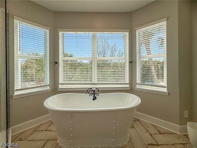 Just Move Right In to this fully remodeled, turn-key, Luxury - photo 31