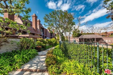 Treat yourself to this beautiful, light and bright 2-bedroom, 2 - photo 42
