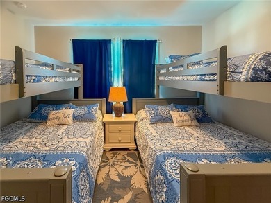 Just Move Right In to this fully remodeled, turn-key, Luxury - photo 42