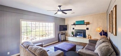 Welcome to your fully updated, turn-key lake retreat-where - photo 5
