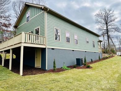 Newly built and quality construction in Black Mountain! Close to - photo 8