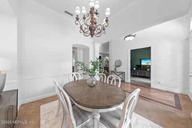 Elegant Preserve Estate in Palencia. This refined 4,175 sq. ft - photo 10