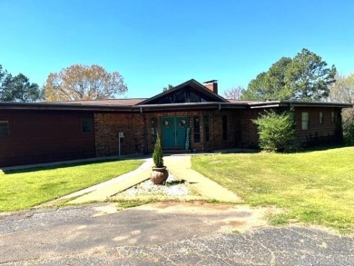 (private lake, pond, creek) Home For Sale in Nashville Arkansas