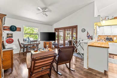 Great home in an even better location! Check out this 3 bed 2 - photo 14