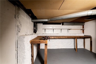 Welcome to 58 Coventry Avenue! Nestled in the highly desired - photo 17