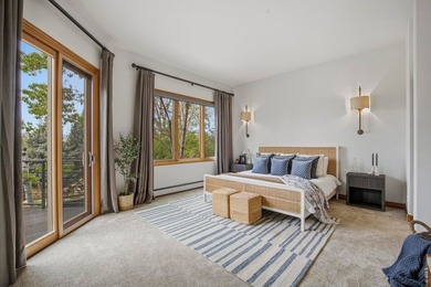 Discover this spectacular Miramont residence, perfectly - photo 19