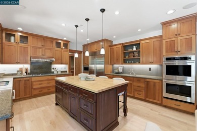 Masterfully conceived by Michael Brinkerhoff & built in 2003 - photo 31