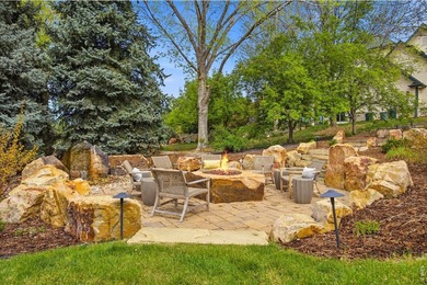 Discover this spectacular Miramont residence, perfectly - photo 34