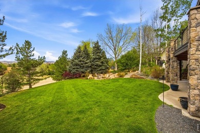 Discover this spectacular Miramont residence, perfectly - photo 40