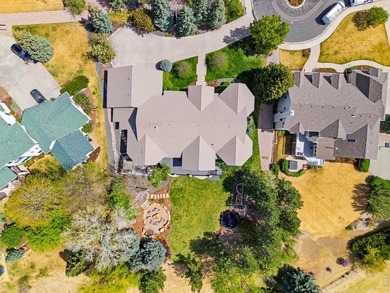 Discover this spectacular Miramont residence, perfectly - photo 42